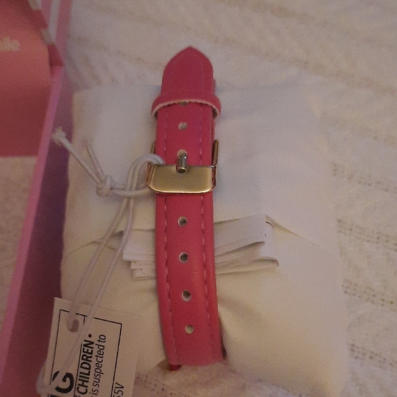 Disney Christmas 2025 Lil Rin Rin Plush Badge Red New